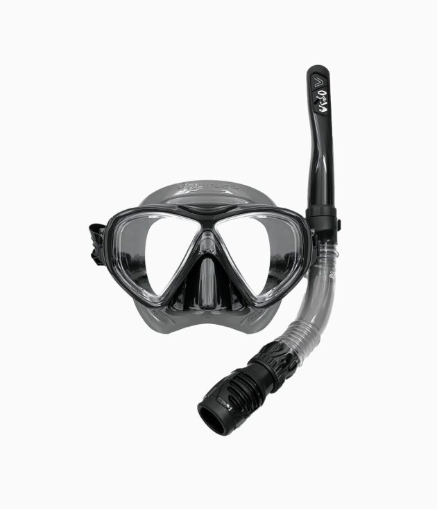 Snorkel and dive mask set