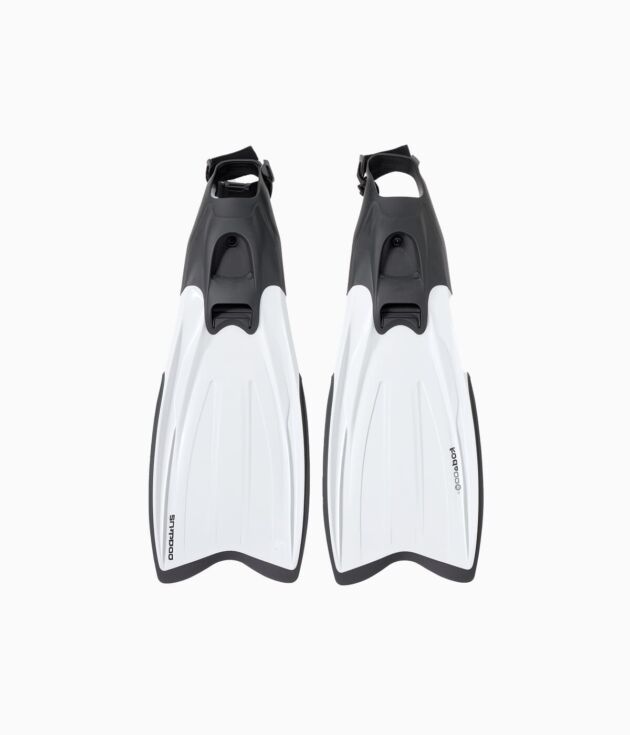 Adjustable swim training fins